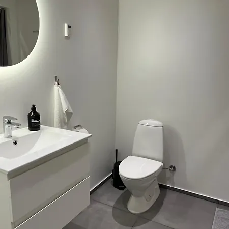 Lantställe The Barn Give